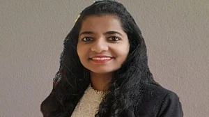 Hearing-impaired lawyer argues in Supreme Court using language interpreter