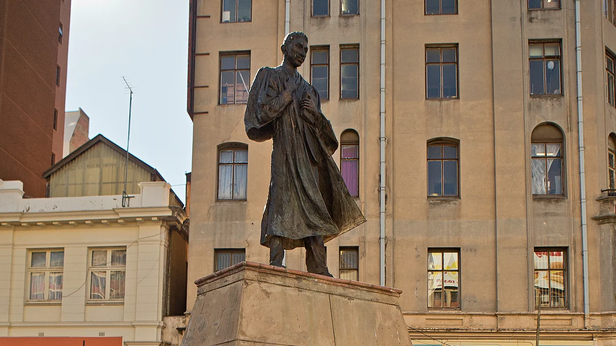 Statue of Mahatma Gandhi in Gandhi Square, Central Johannesburg. (Photo: Hoberman Collection/Universal Images Group via Getty Images)