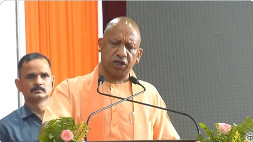 Yogi Adityanath, chief minister of Uttar Pradesh, praises the Sindhi community, saying they were the worst sufferers after Pakistan and are part of the sanatan dharma of India (photo: IANS)