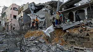 Which nation can mediate in Hamas-Israel conflict?