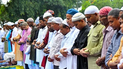 Clerics had given a call for prayers after the Friday prayers (Photo: IANS)