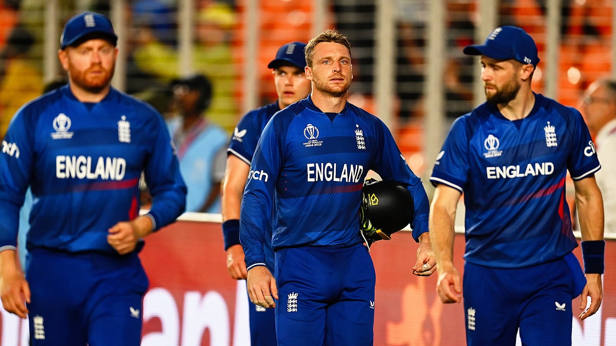 ICC World Cup: Teams unchanged as Eng win toss, make early inroads against India