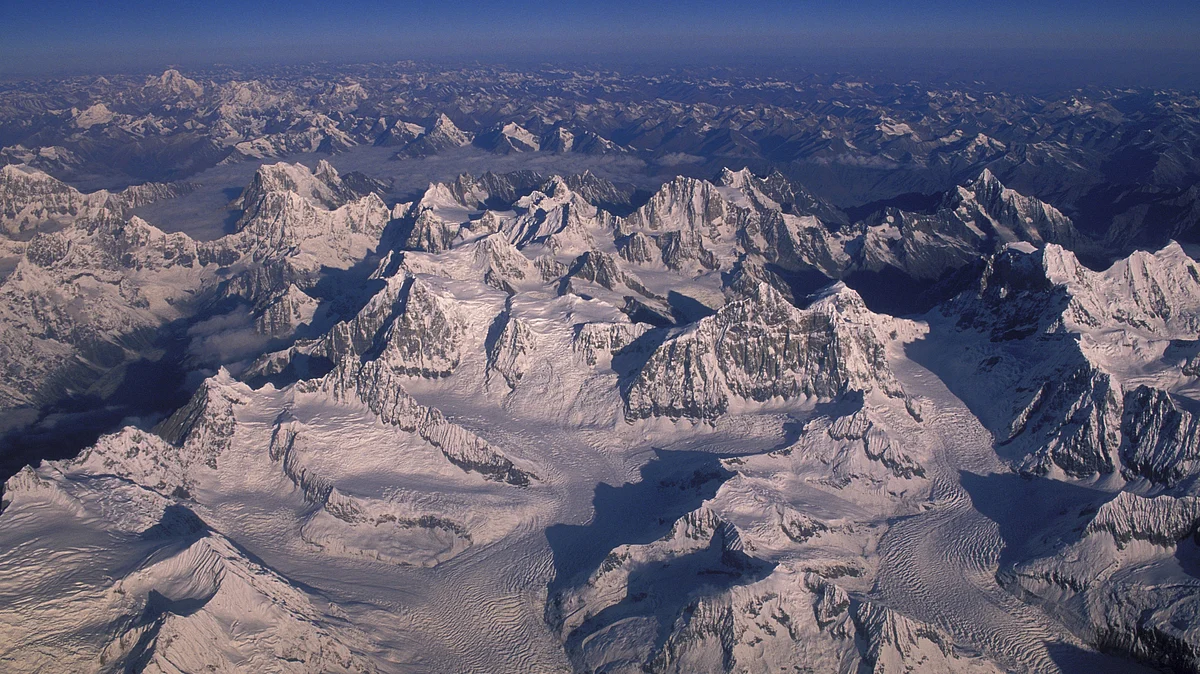 The Third Pole, encompass the Tibetan Plateau and surrounding mountain ranges (photo: Wolfgang Kaehler/LightRocket via Getty Images)