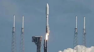 Amazon launches test satellites to rival Musk's Starlink