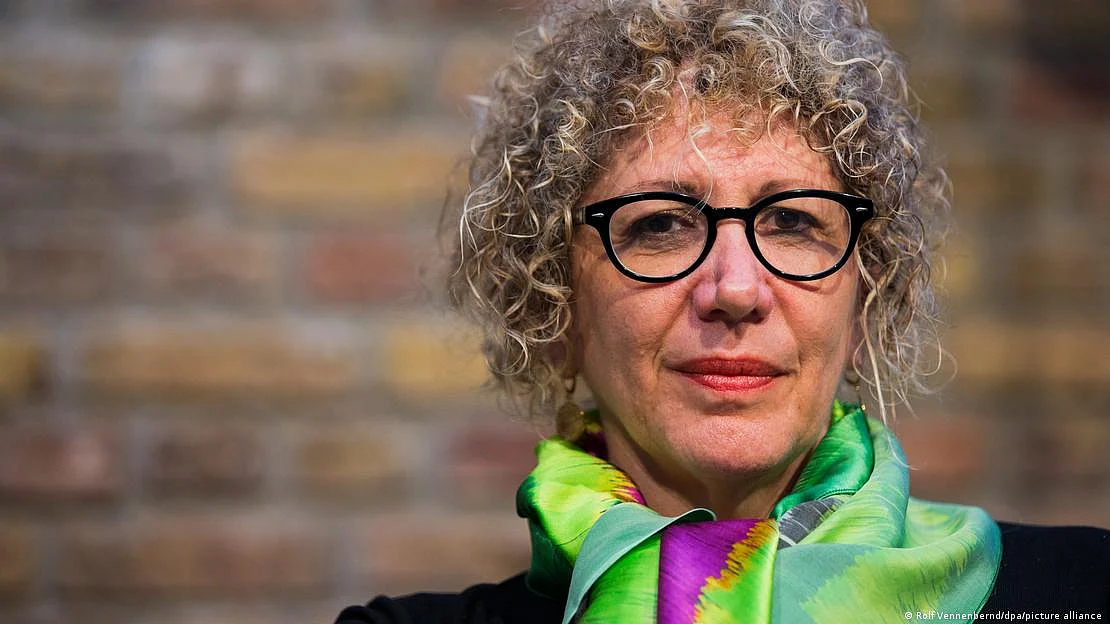 Lizzie Doron asks: What does it mean to be human? (photo: Rolf Vennenbernd/dpa/picture alliance via DW)