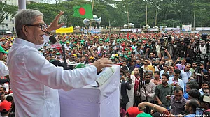 Bangladesh opposition figure detained amid protests