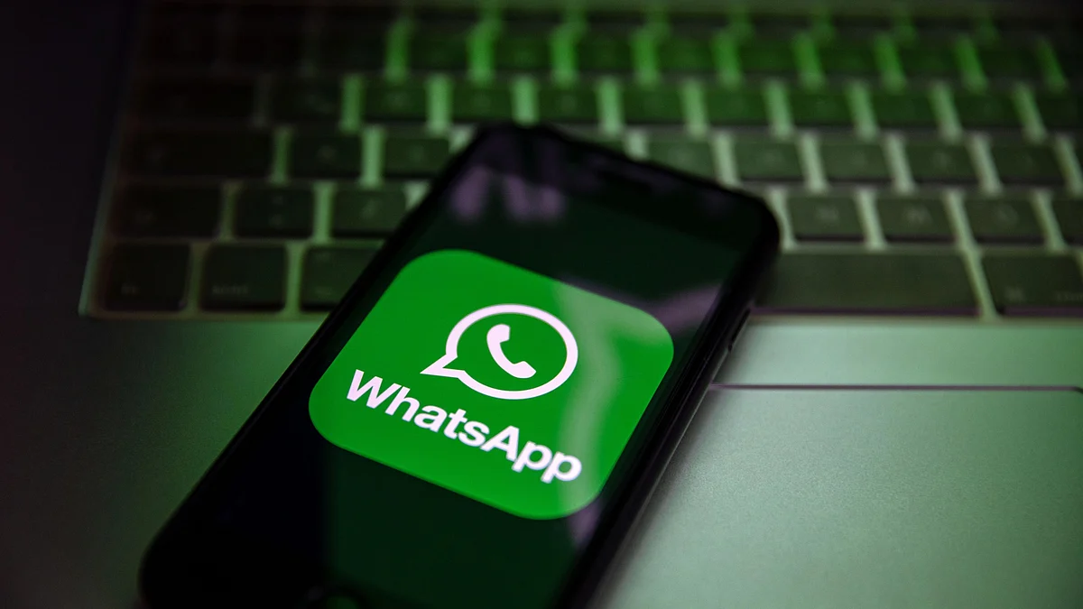 In line with IT Rules 2021, WhatsApp bans over 7 million bad accounts in India.  (photo: Onur Dogman/SOPA Images/LightRocket via Getty Images)