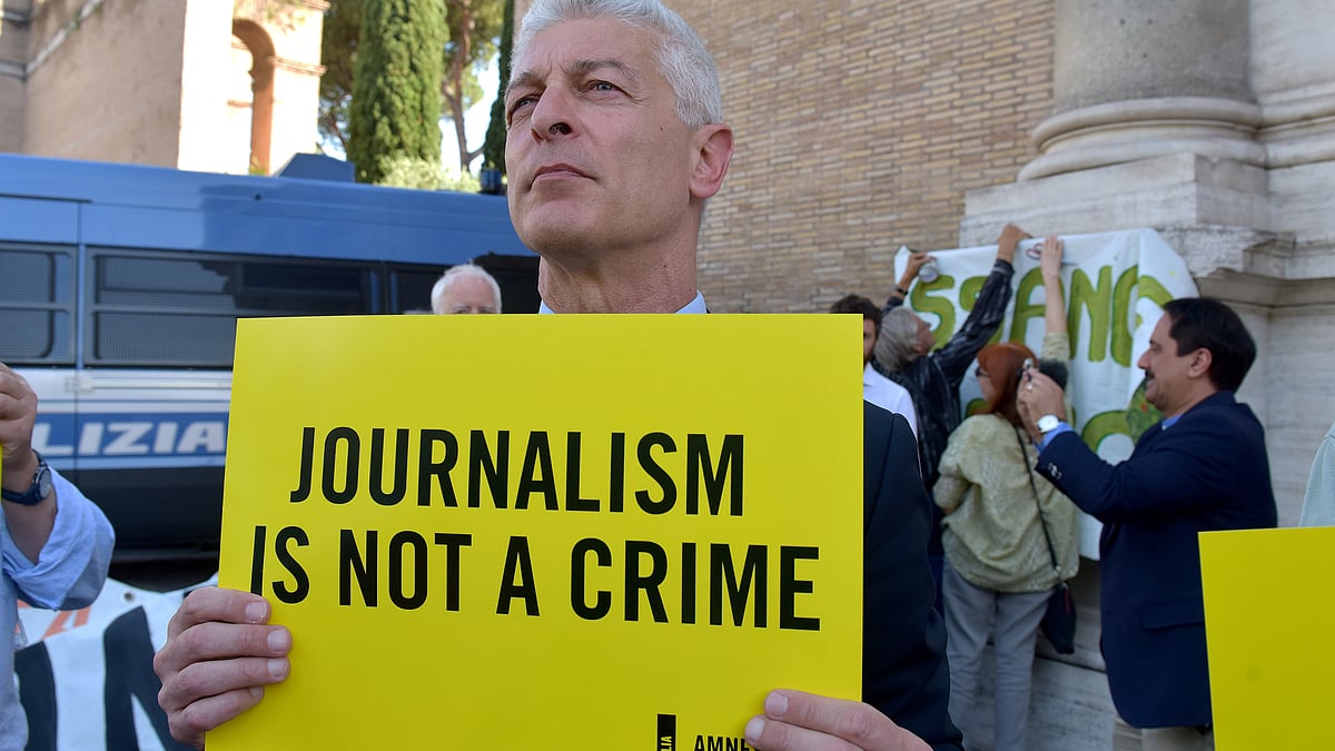 Supreme Court directs Centre to ensure there are guidelines to protect media professionals