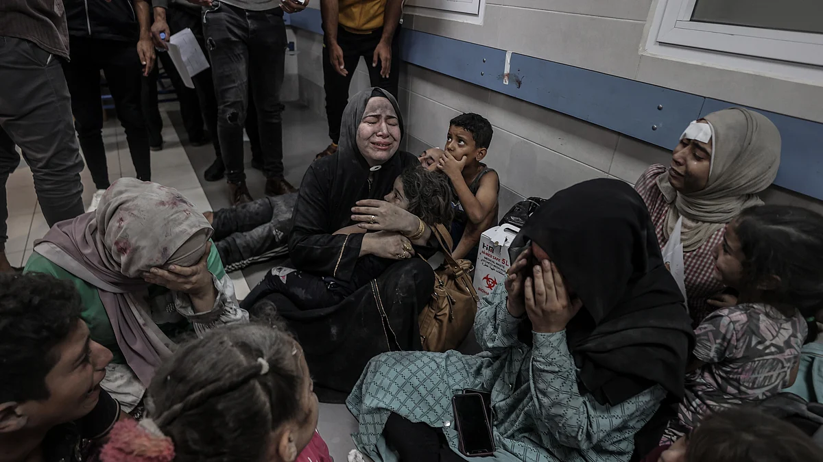 Injured Palestinians in Al-Shifa Hospital following an explosion at Al-Ahli Baptist Hospital in Gaza City on 17 October. (Photo: Ali Jadallah/Anadolu via Getty Images) 