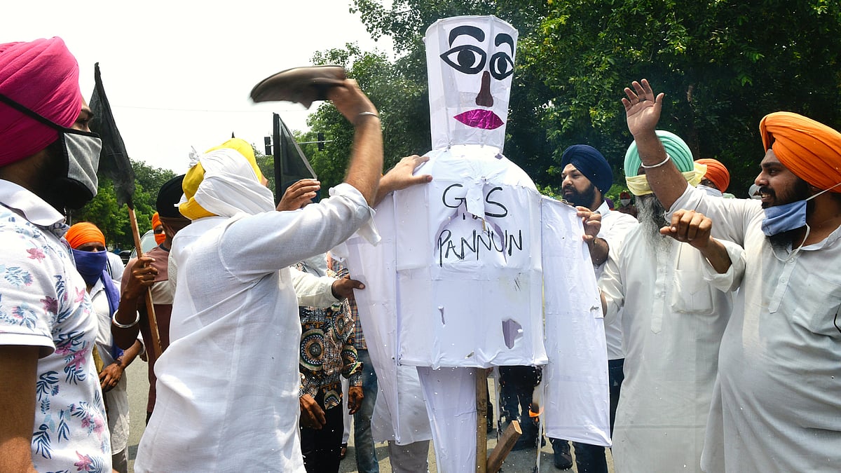 File photo of JAGO party members and the Sikh Welfare Organisation protesting against Gurpatwant Singh Pannun in New Delhi in July (photo: Getty Images)