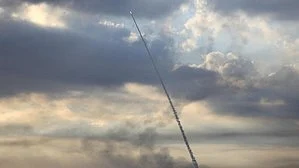 Yemen's Houthi rebels launch long-range missiles toward Israel in new attack