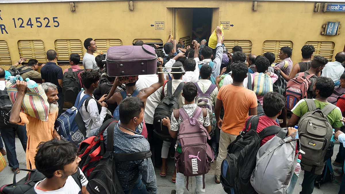 Bihar-bound trains experience heightened demand post-Diwali, prompting the operation of 1,700 special trains. (representative image) (Photo: Santosh Kumar/Hindustan Times via Getty Images)