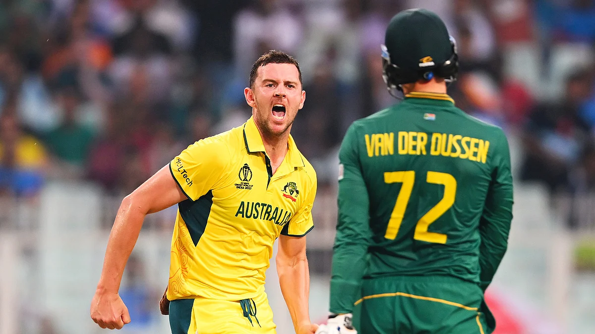 Josh Hazlewood of Australia dismisses Rassie van der Dussen of South Africa during the ICC World Cup 2023 semi-final at Eden Gardens (photo: Getty Images)