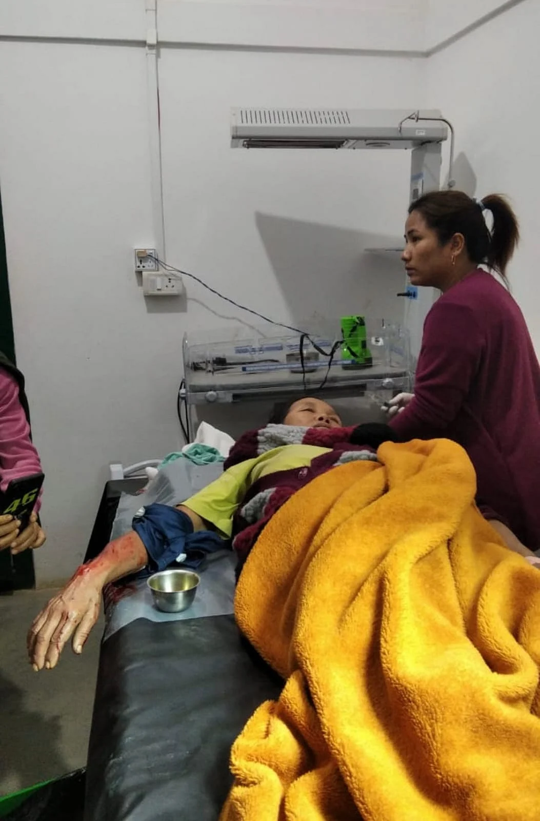 Myanmarese refugee receives treatment in Mizoram (photo: IANS)