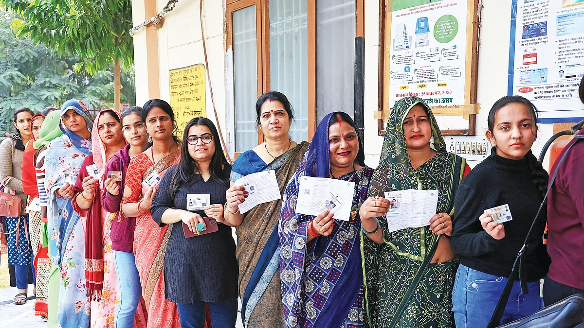 At a polling booth in Jaipur during the Rajasthan assembly elections, 25 November 2023 (Photo: Getty)