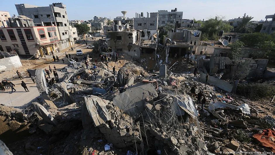 Israel has expanded its offensive in Gaza following the expiry of a seven-day truce last week. (photo: DW)