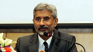 Amid border issue, China shouldn't expect other aspects to move ahead normally: Jaishankar