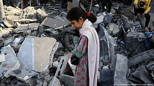 A building destroyed by Israeli airstrikes in Gaza (photo: DW)