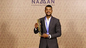Karnataka skipper Mayank Agarwal admitted to hospital after drinking poisonous liquid, files police complaint