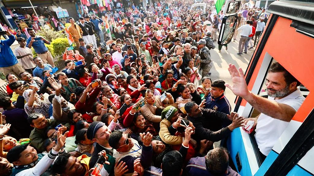 Crowds gather in Assam to greet Rahul Gandhi (photo: 
@bharatjodo/X)