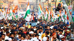Bengal led freedom struggle, must lead fight against hate: Rahul Gandhi in Siliguri