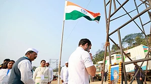 Rahul Gandhi offers tributes to Netaji on his birth anniversary