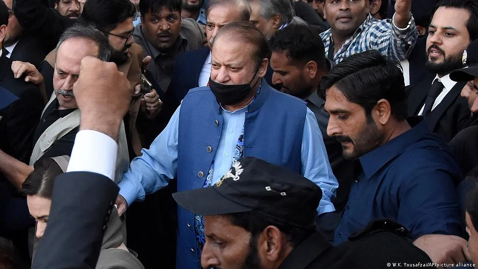 Sharif, 74, was found guilty of dishonest practices in 2017 and disqualified from office under a subsequent ban the following year. (photo: DW)