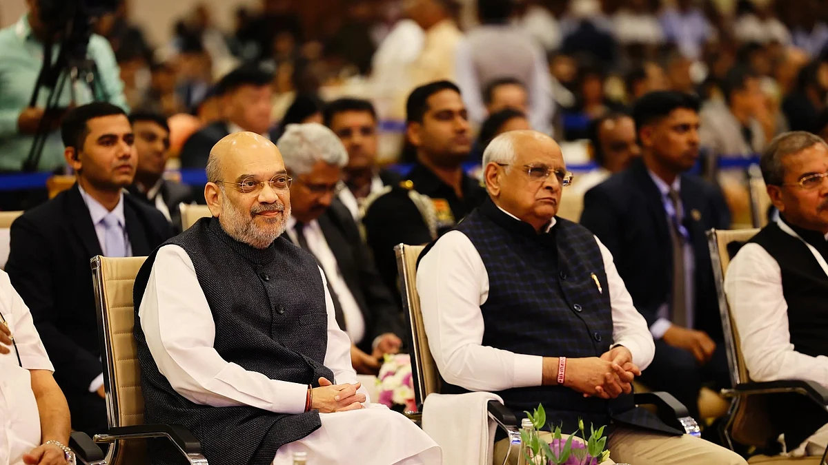 Amit Shah (left) with Gujarat CM Bhupendra Patel at Vibrant Gujarat (photo: @VibrantGujarat/X)