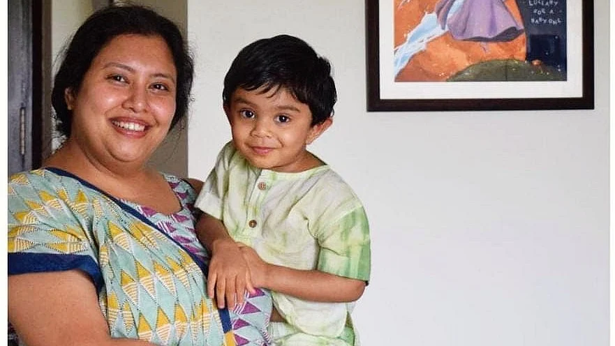 Murder accused Suchana Seth with her son (photo: social media)