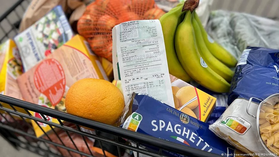 Govt move to exclude food items from inflation calculation sparks debate