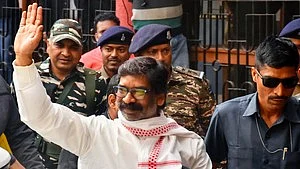 SC seeks ED's reply on Hemant Soren's interim bail plea