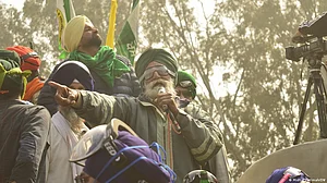 Farmers' agitation: Angry farmers brace for long, dangerous protest