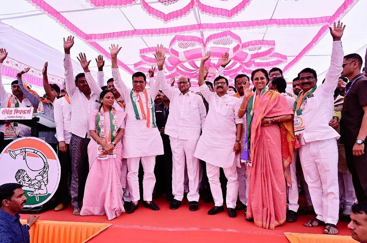 Sharad Pawar (centre) clearly retains the support of his clan (photo: @PawarSpeaks/X)