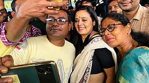 Delhi HC seeks Mahua Moitra's stand on defamation suit by Jai Dehadrai
