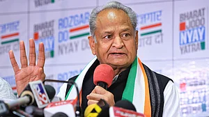 Ashok Gehlot, Prithviraj Chavan condemn freezing of Congress bank accounts