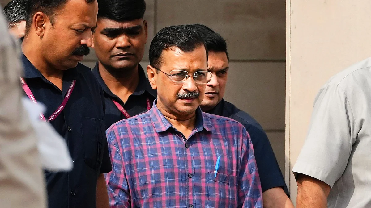 Arvind Kejriwal emerges from the Rouse Avenue Court (photo: PTI)