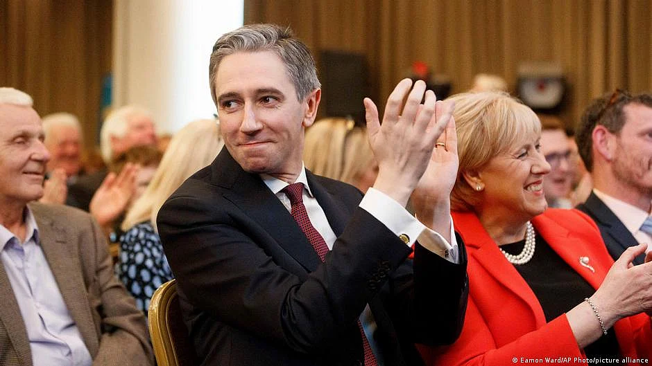 Simon Harris has been confirmed as the new leader of Ireland's Fine Gael after a party vote in which he ran unopposed. (photo: DW)