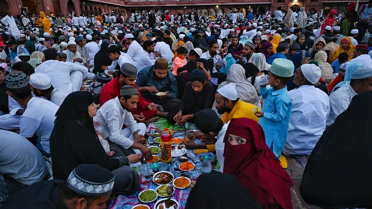 In photos: Ramadan, the time to fast, feast and celebrate
