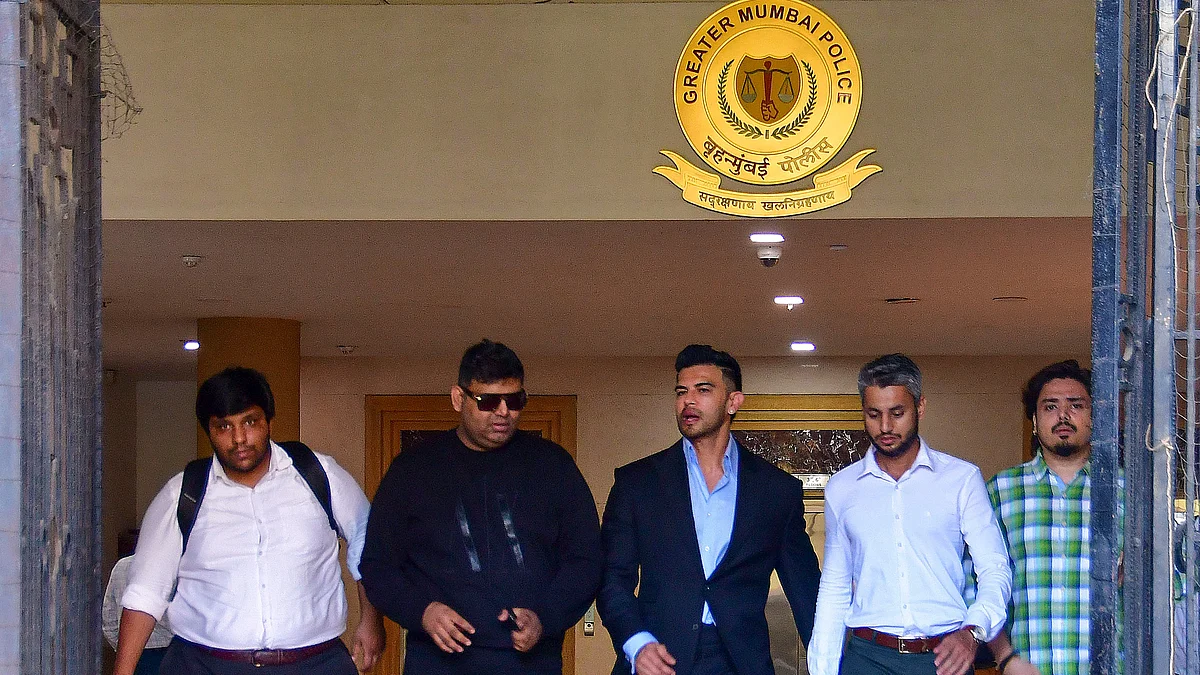 Actor Sahil Khan leaves the Mumbai Police Headquarters after being questioned in the Mahadev App case on 13 April (photo: PTI)