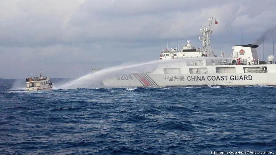 How can EU support Philippines in South China Sea dispute?