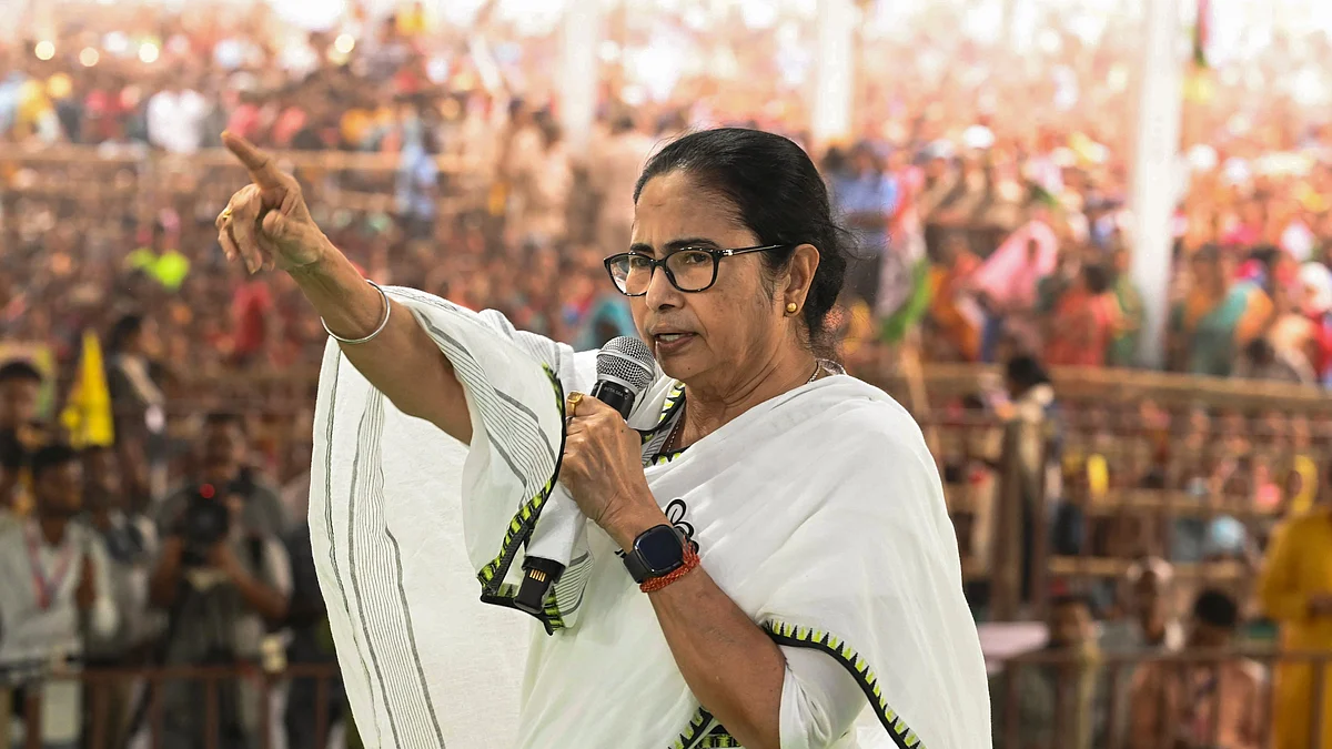 West Bengal CM Mamata Banerjee at an election meeting in North Dinajpur (photo: PTI)