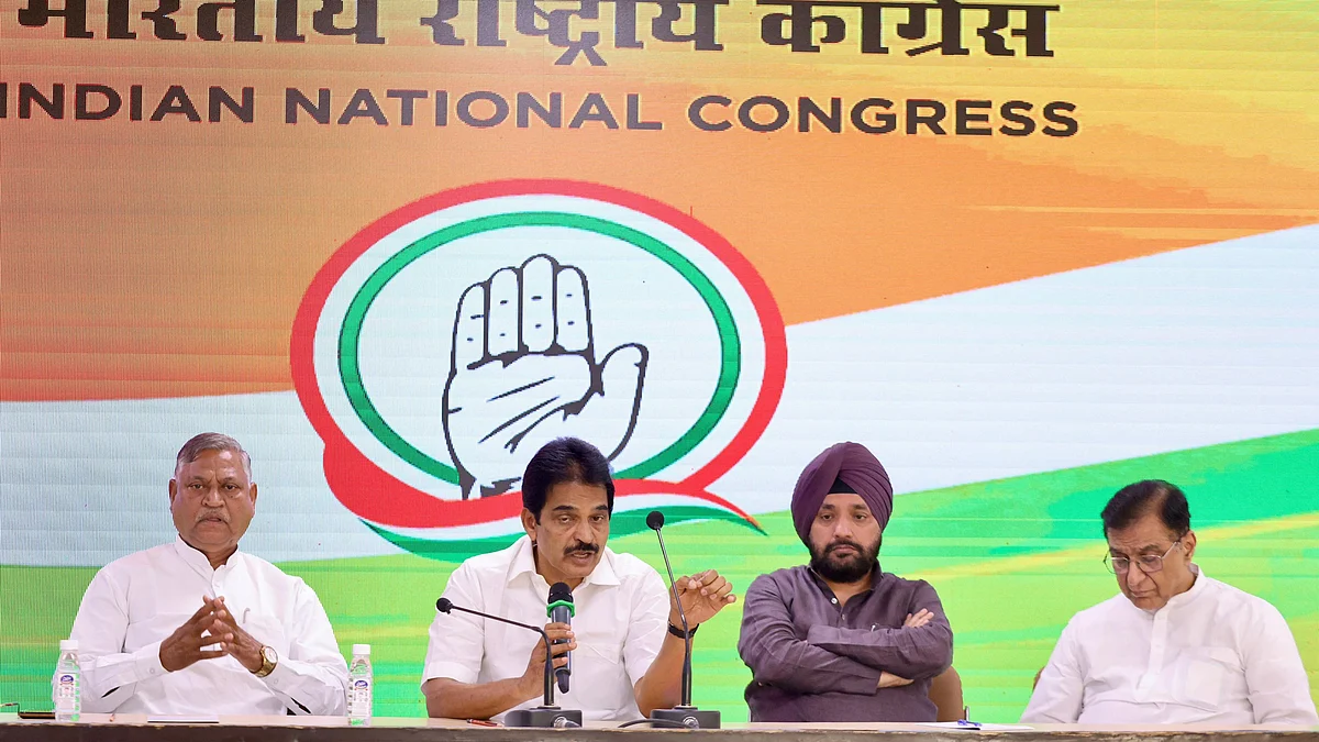 K C Venugopal speaks during a press meet at AICC HQ on 27 March (photo: @kcvenugopalmp/X)
