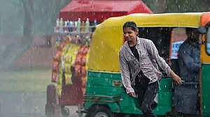 Rains in parts of Delhi-NCR, more likely on Sunday