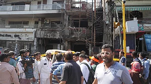 Seven newborns die in fire at east Delhi children's hospital, 12 rescued