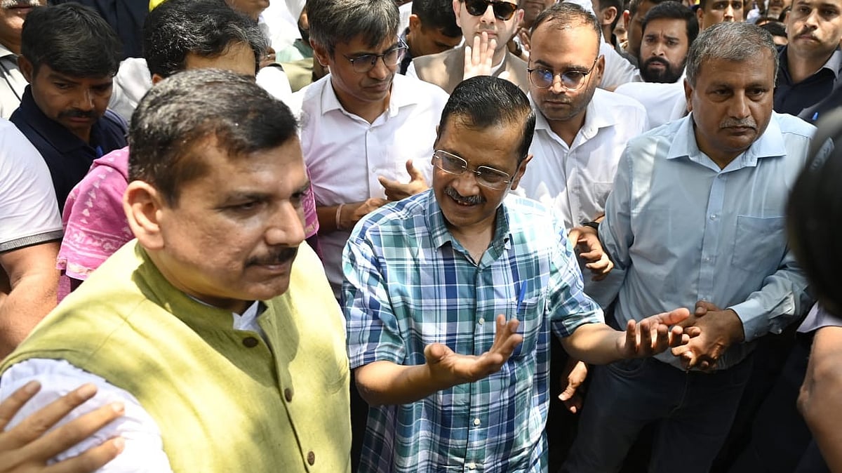 Arvind Kejriwal and Sanjay Singh hold a protest march at BJP headquarters