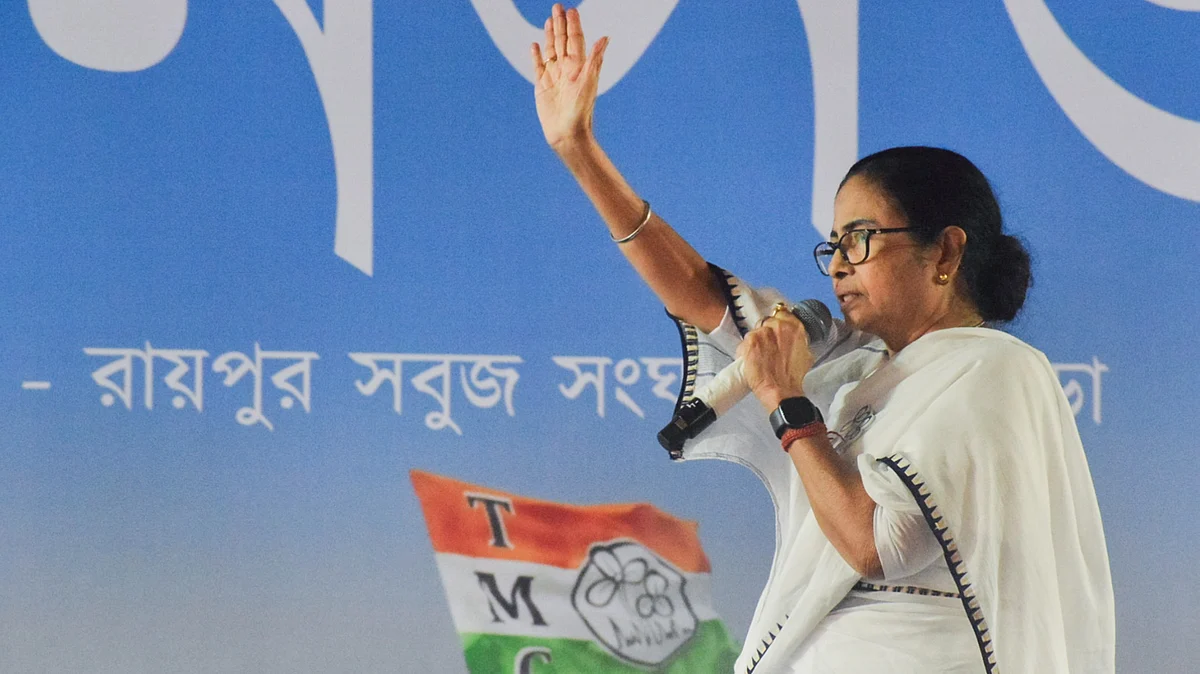 CM Mamata Banerjee during an election campaign in in Bankura