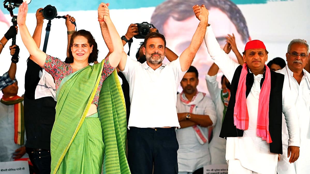 From left: Priyanka Gandhi, Rahul Gandhi, and Akhilesh Yadav at a rally in Raebareli on 17 May