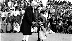 Jawaharlal Nehru warning India of the dangers of communalism in 1951