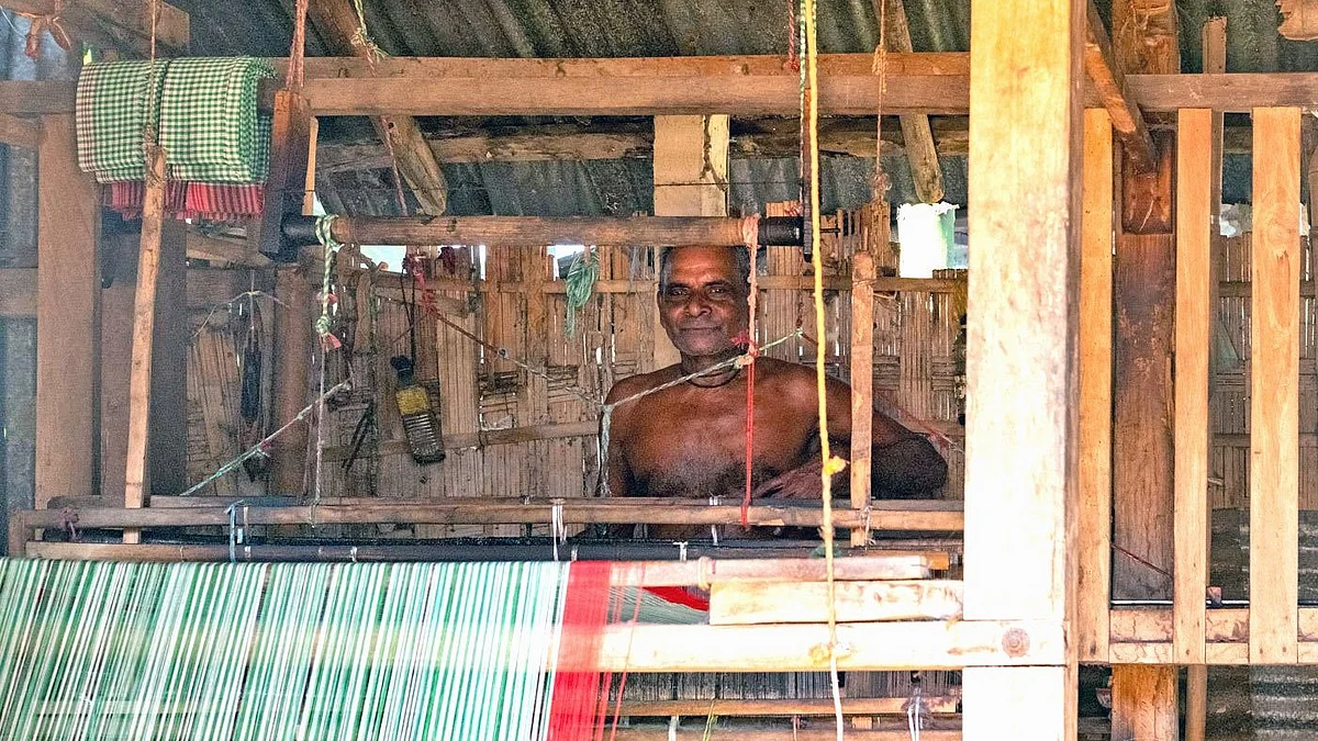 The last handloom weaver of Gobindapur