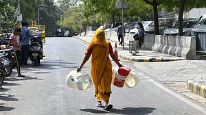 Delhi weather: At 42.8 degree Celsius, city 2 degrees hotter than normal